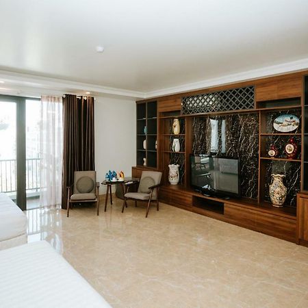 Luxstay Hotel הלונג מראה חיצוני תמונה